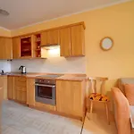 Zolty Apartament Sun Seasons 24 W Karpaczu Z Balkonem By Noclegi Renters