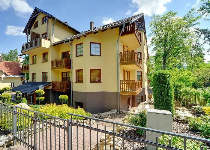 Zolty Apartament Sun Seasons 24 W Karpaczu Z Balkonem By Noclegi Renters