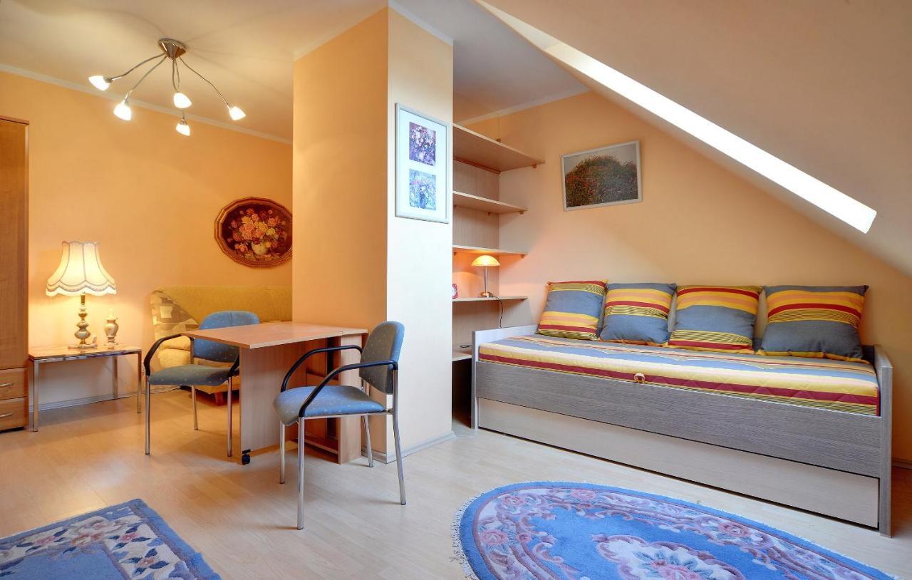 Zolty Apartament Sun Seasons 24 W Karpaczu Z Balkonem By Noclegi Renters * Karpacz
